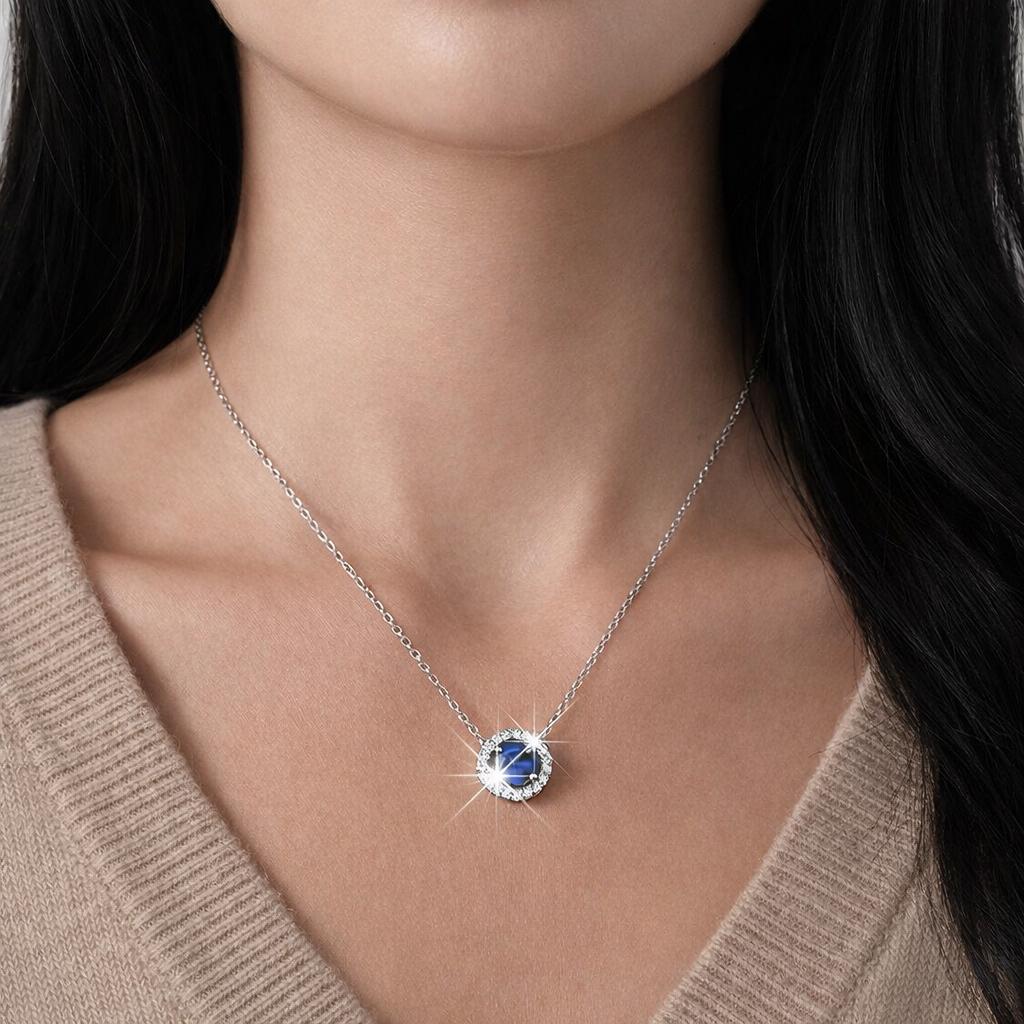 925 Sterling Silver Oval Medallion Necklace, Vintage Virgin Mary Pendant, Minimalist Christian Jewelry